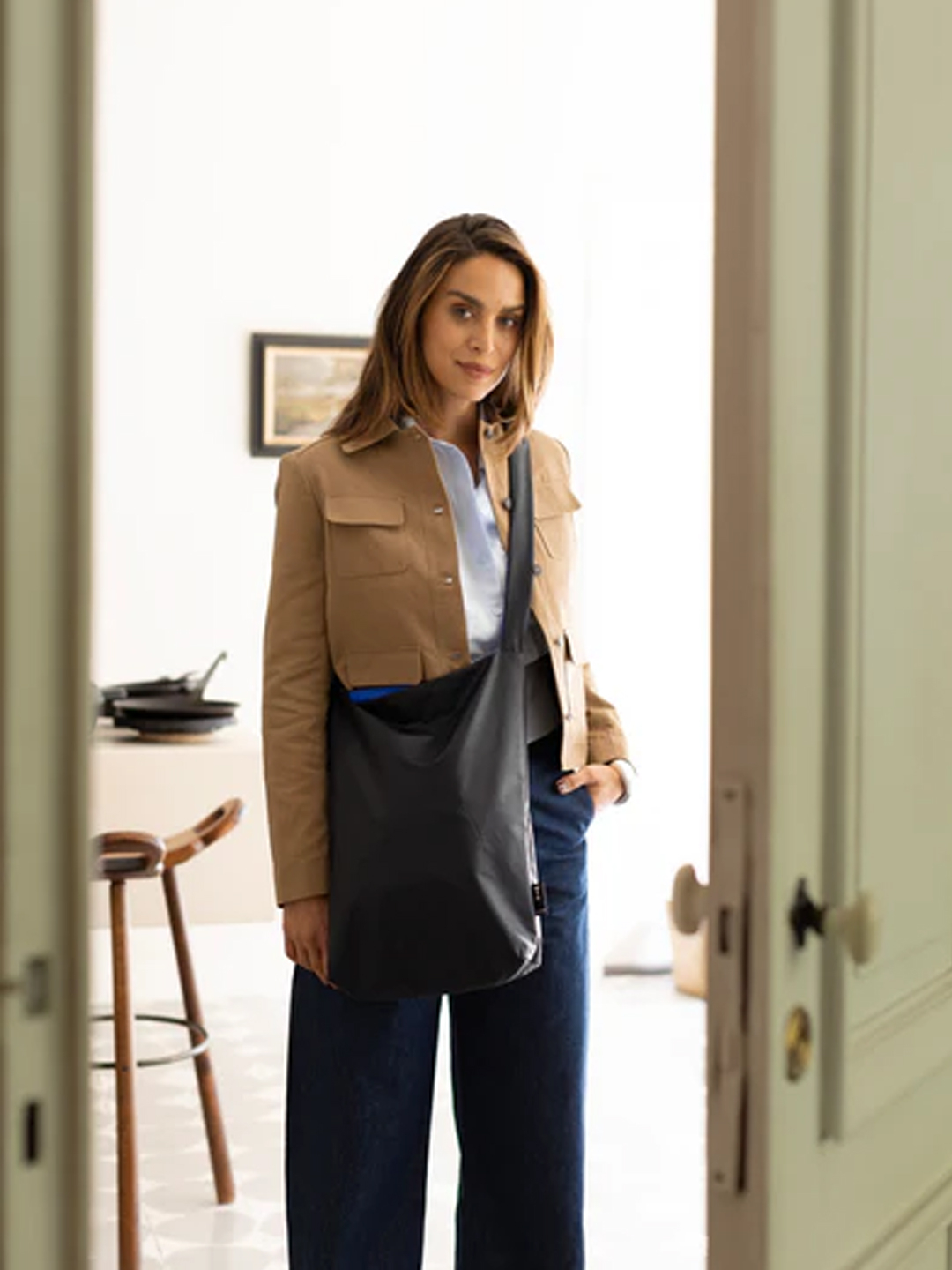 Bolso Tinne and Mia "Feel Good Bag"  vegano impermeable reversible gris denim/azulón