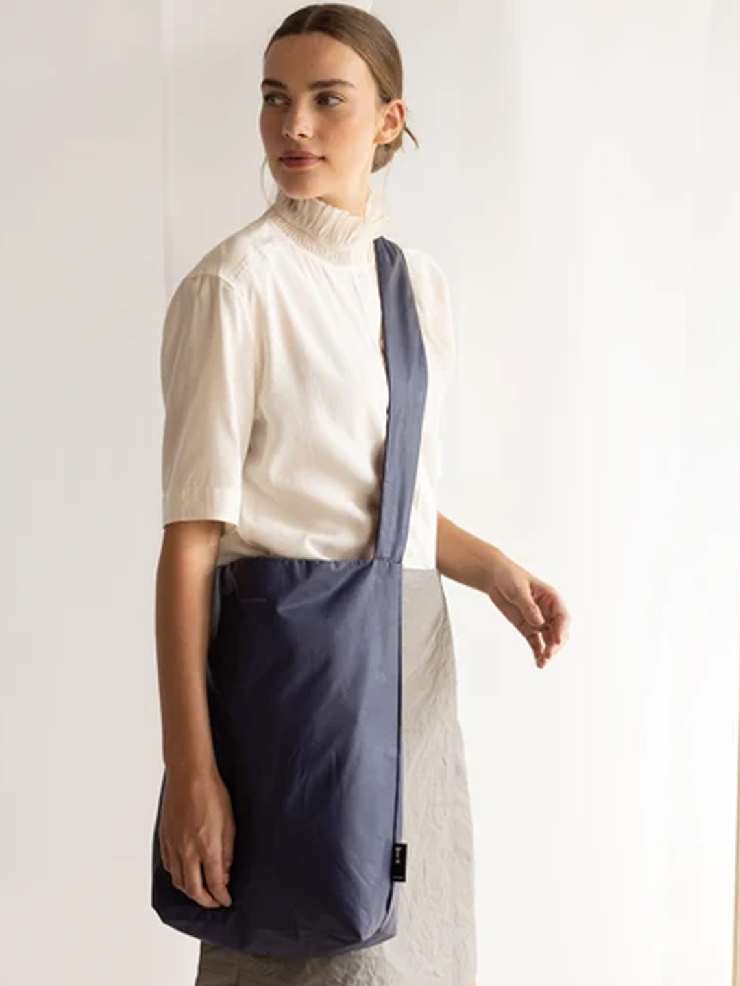 Bolso Tinne and Mia "Feel Good Bag" Azul Malva/ Berenxena
