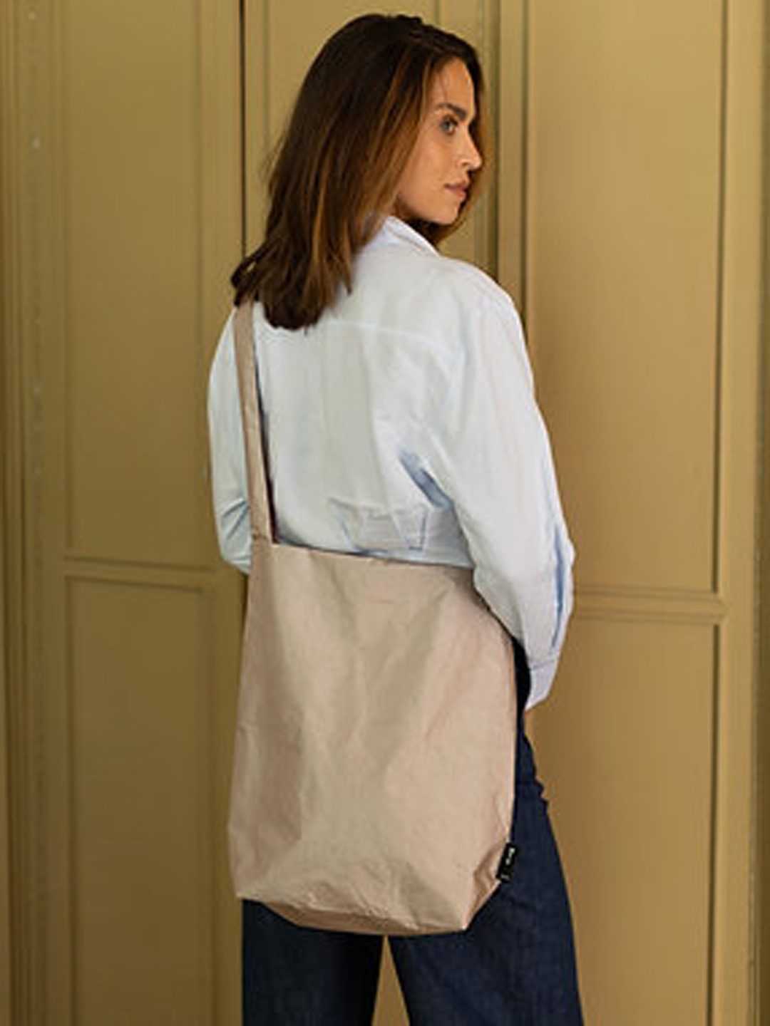 Bolso Tinne and Mia "Feel Good Bag" Dusty Gold