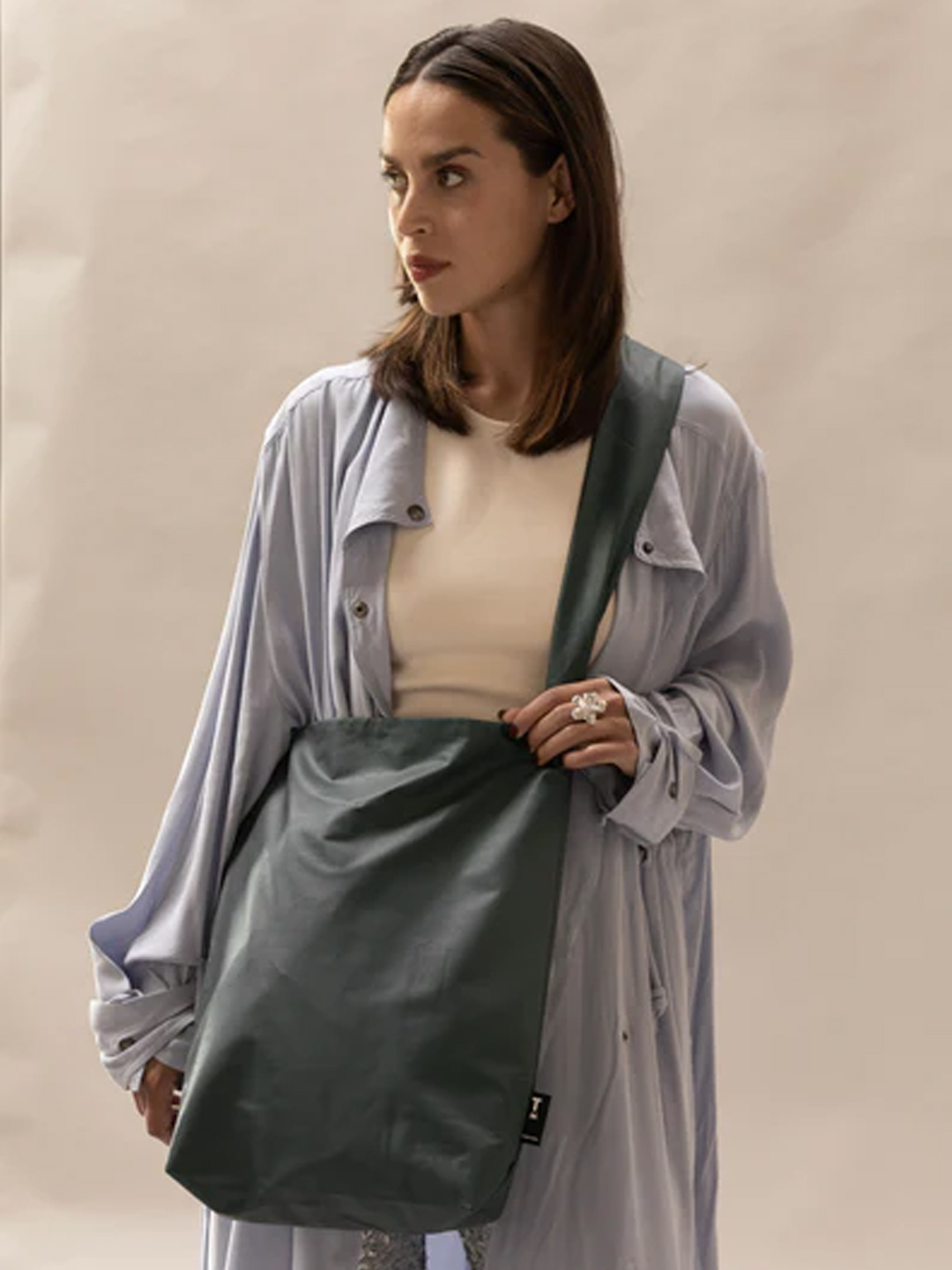 Bolso Tinne and Mia "Feel Good Bag" Dark Sea