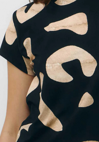 Top Suite13Lab Tambre Print Stones