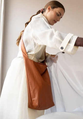 Bolso Tinne and Mia "Feel Good Bag" Adobe
