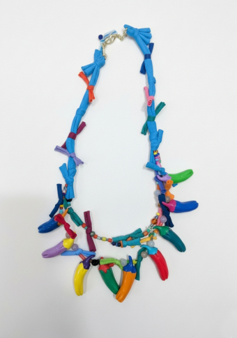 Colar Ana Miguén Pementos de  Padrón Azul