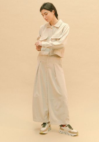 Chaqueta  Pan Producto Básico curta de Pana