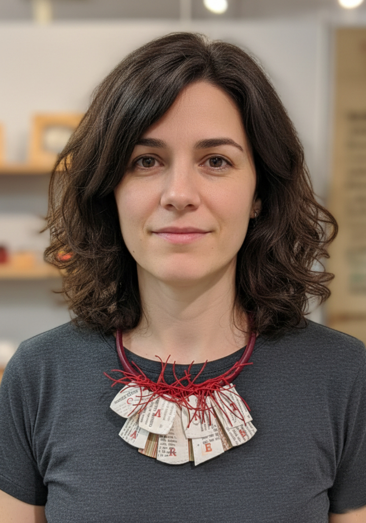 Colar Ana Miguéns Cantares Gallegos Vermello