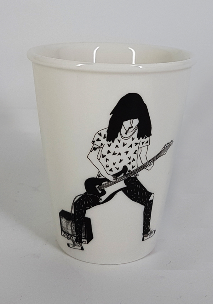 Taza  cerámica ilustrada guitarrista